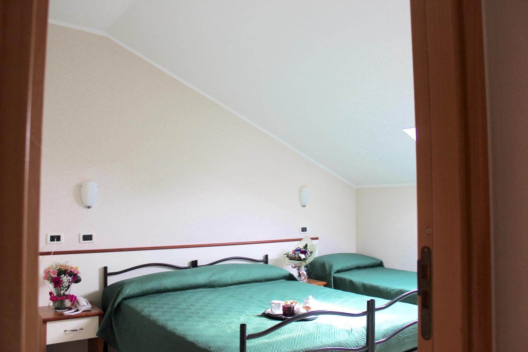 Blue Loft Hotel チェゼナーティコ エクステリア 写真