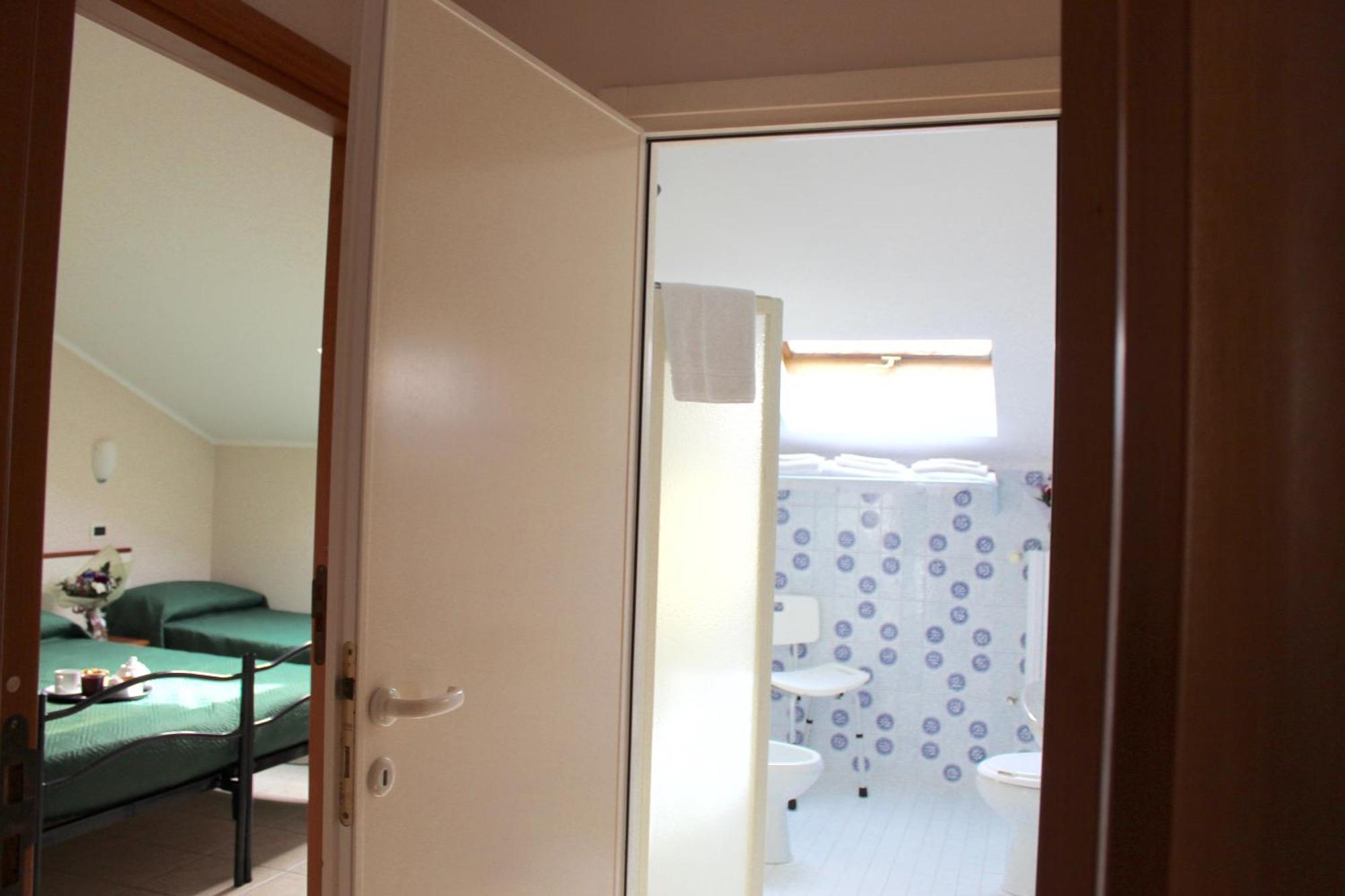 Blue Loft Hotel チェゼナーティコ エクステリア 写真