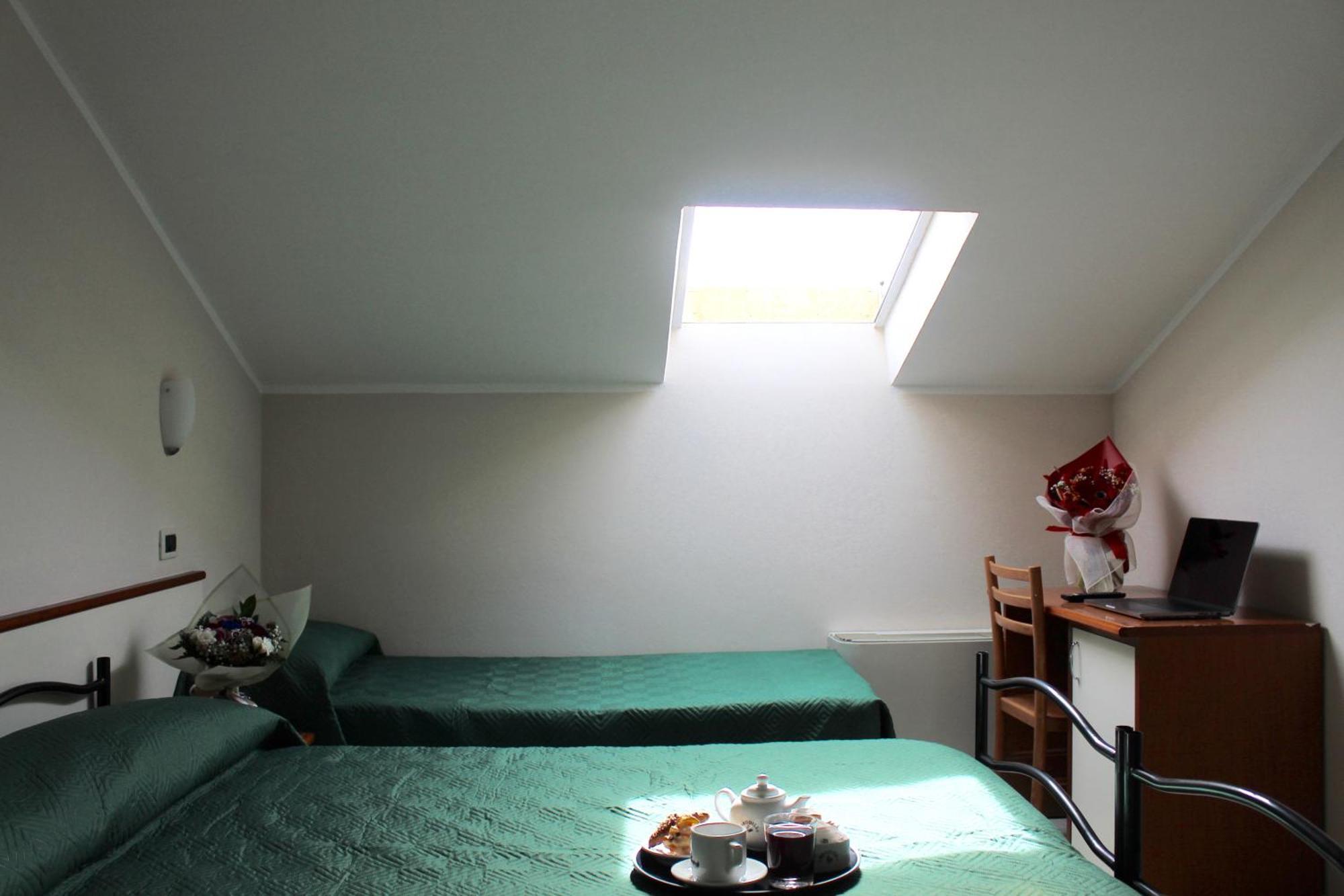 Blue Loft Hotel チェゼナーティコ エクステリア 写真