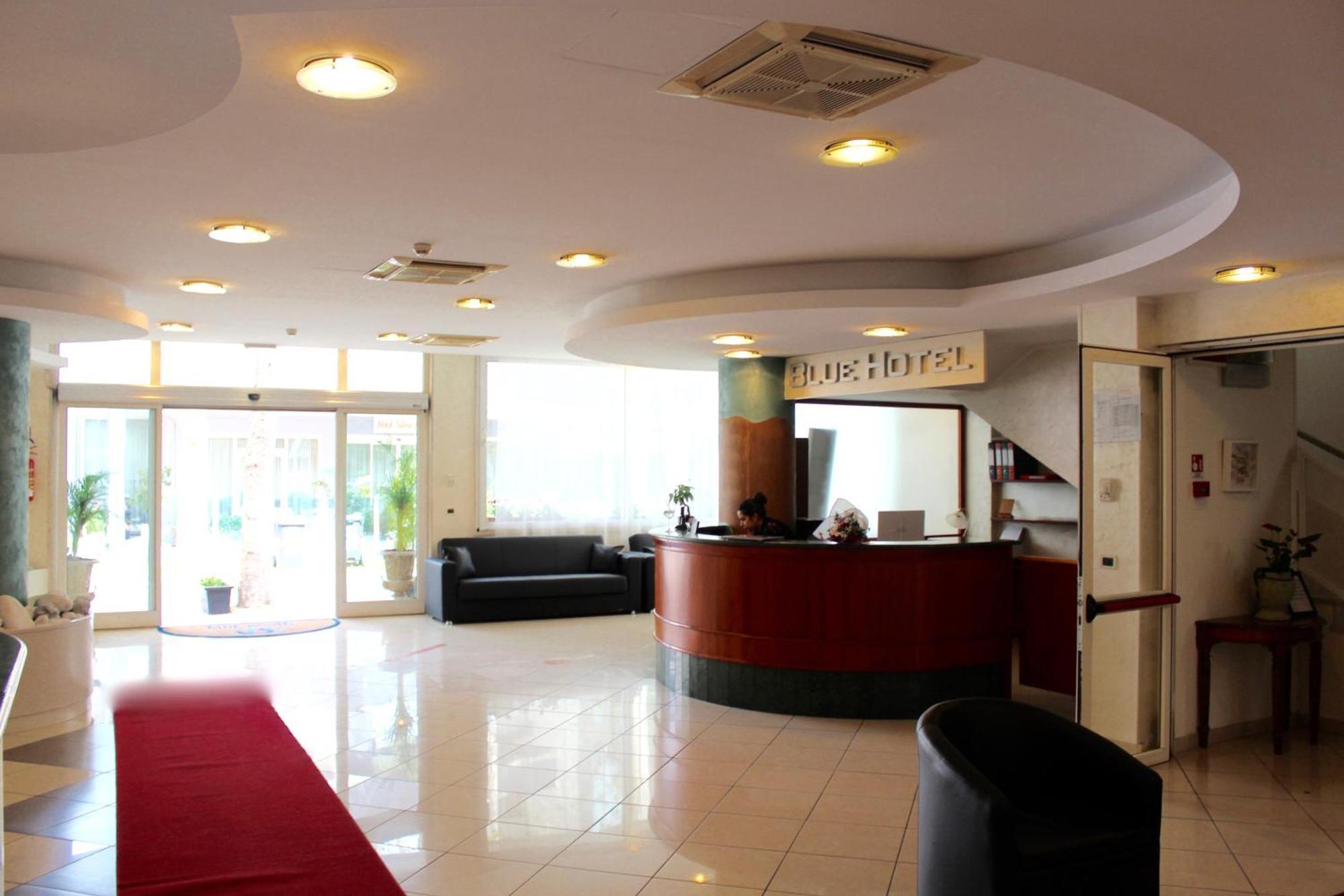 Blue Loft Hotel チェゼナーティコ エクステリア 写真