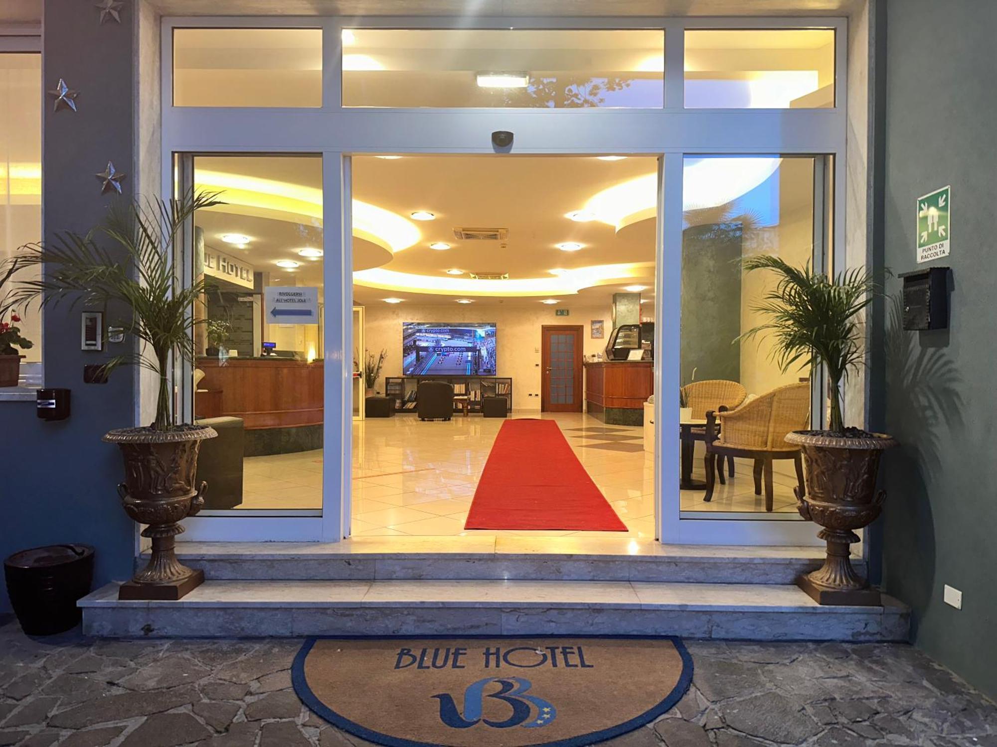 Blue Loft Hotel チェゼナーティコ エクステリア 写真